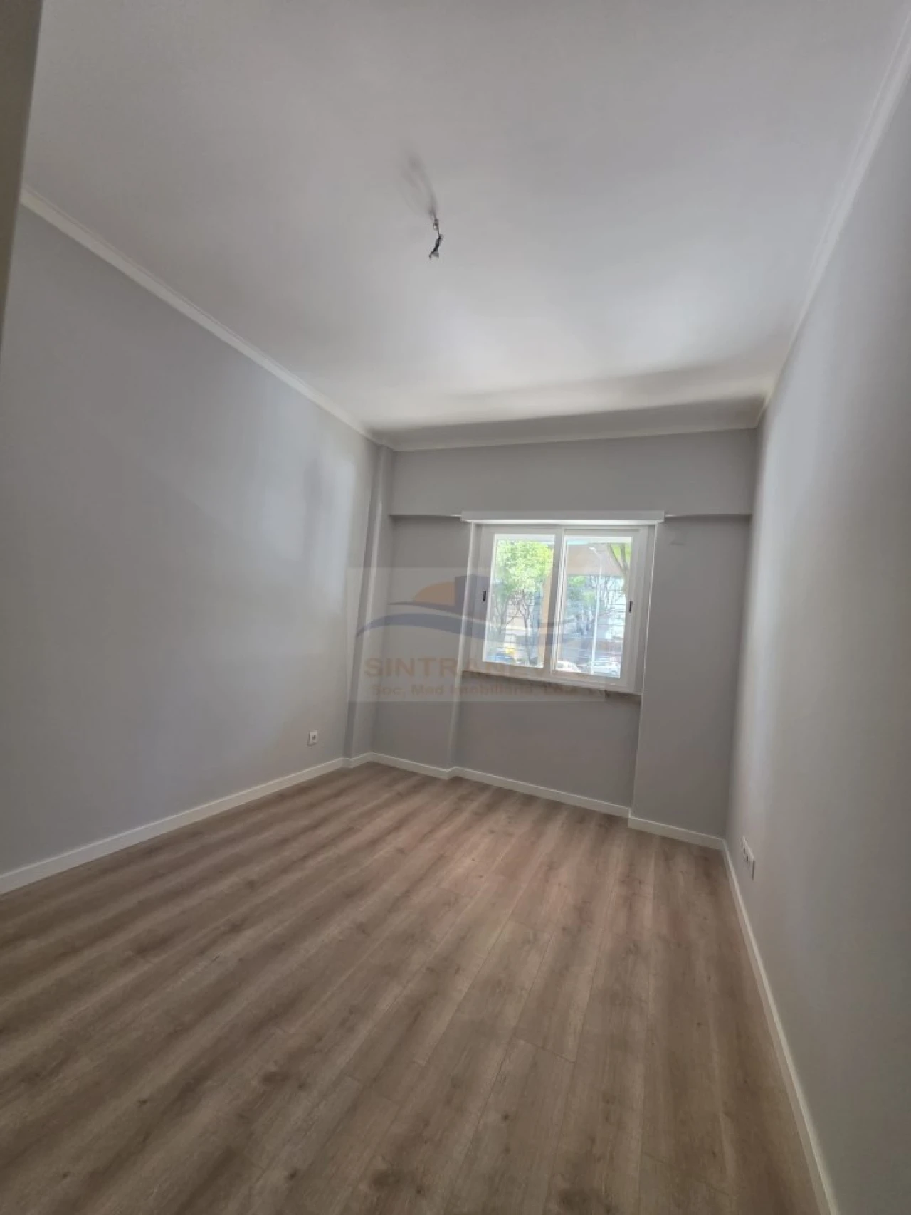 Apartamento T2 para Venda em Águas Livres Foto 14