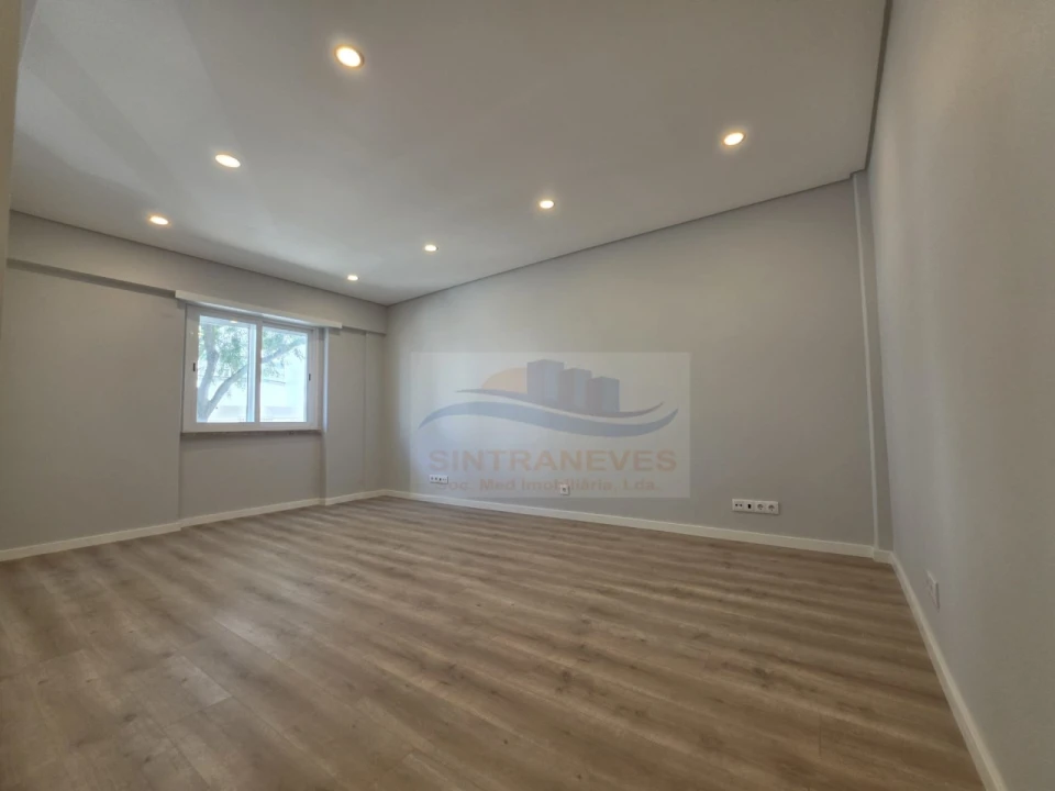 Apartamento T2 para Venda em Águas Livres Foto 43