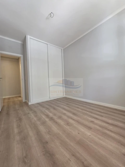 Apartamento T2 para Venda em Águas Livres