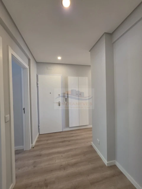 Apartamento T2 para Venda em Águas Livres