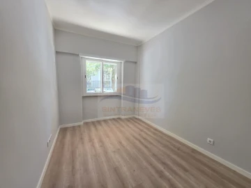 Apartamento T2 para Venda em Águas Livres
