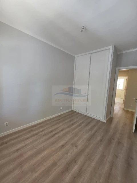 Apartamento T2 para Venda em Águas Livres