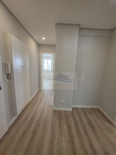 Apartamento T2 para Venda em Águas Livres