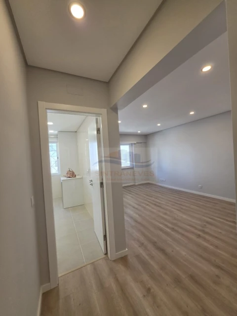 Apartamento T2 para Venda em Águas Livres