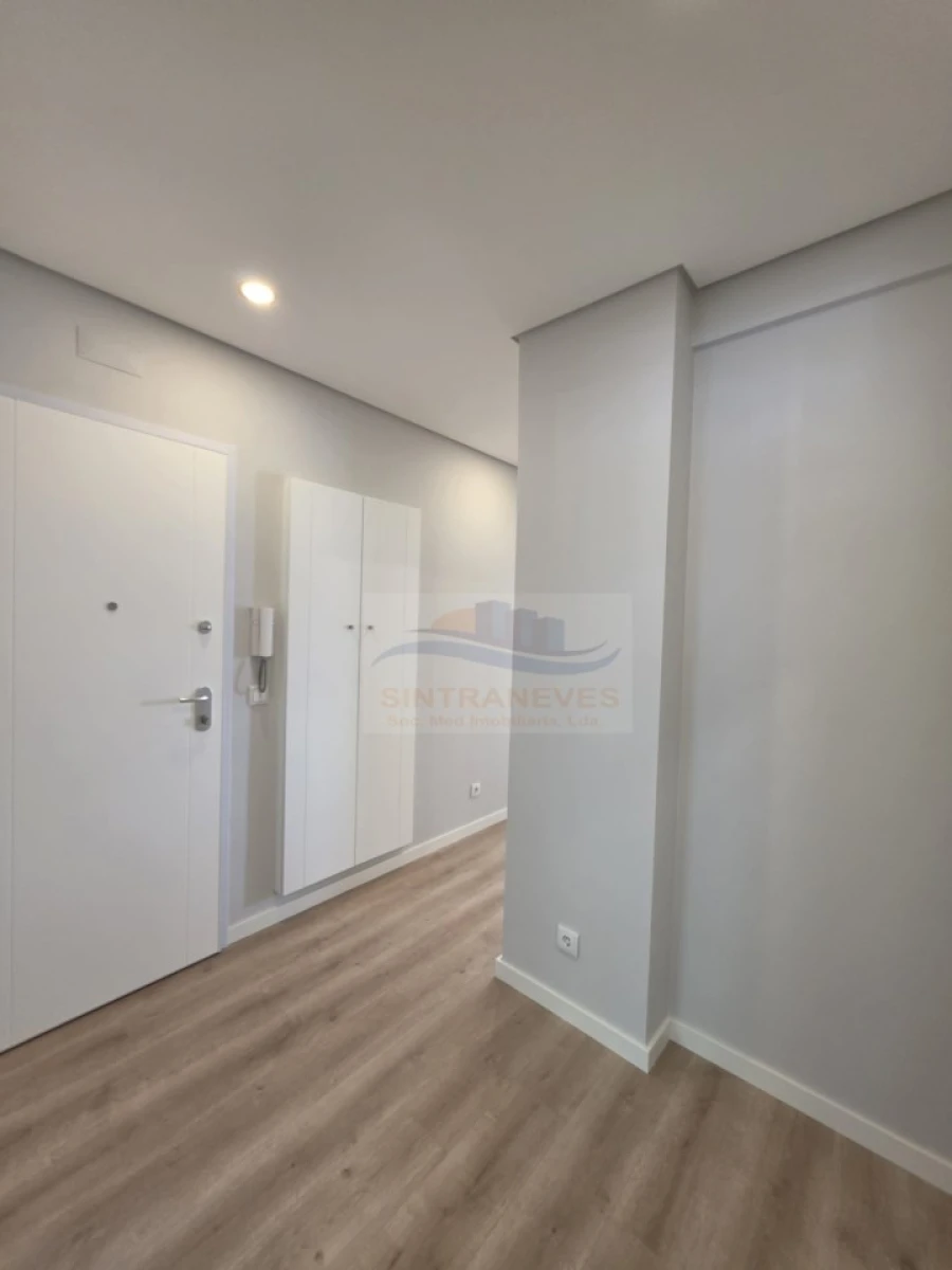 Apartamento T2 para Venda em Águas Livres Foto 10