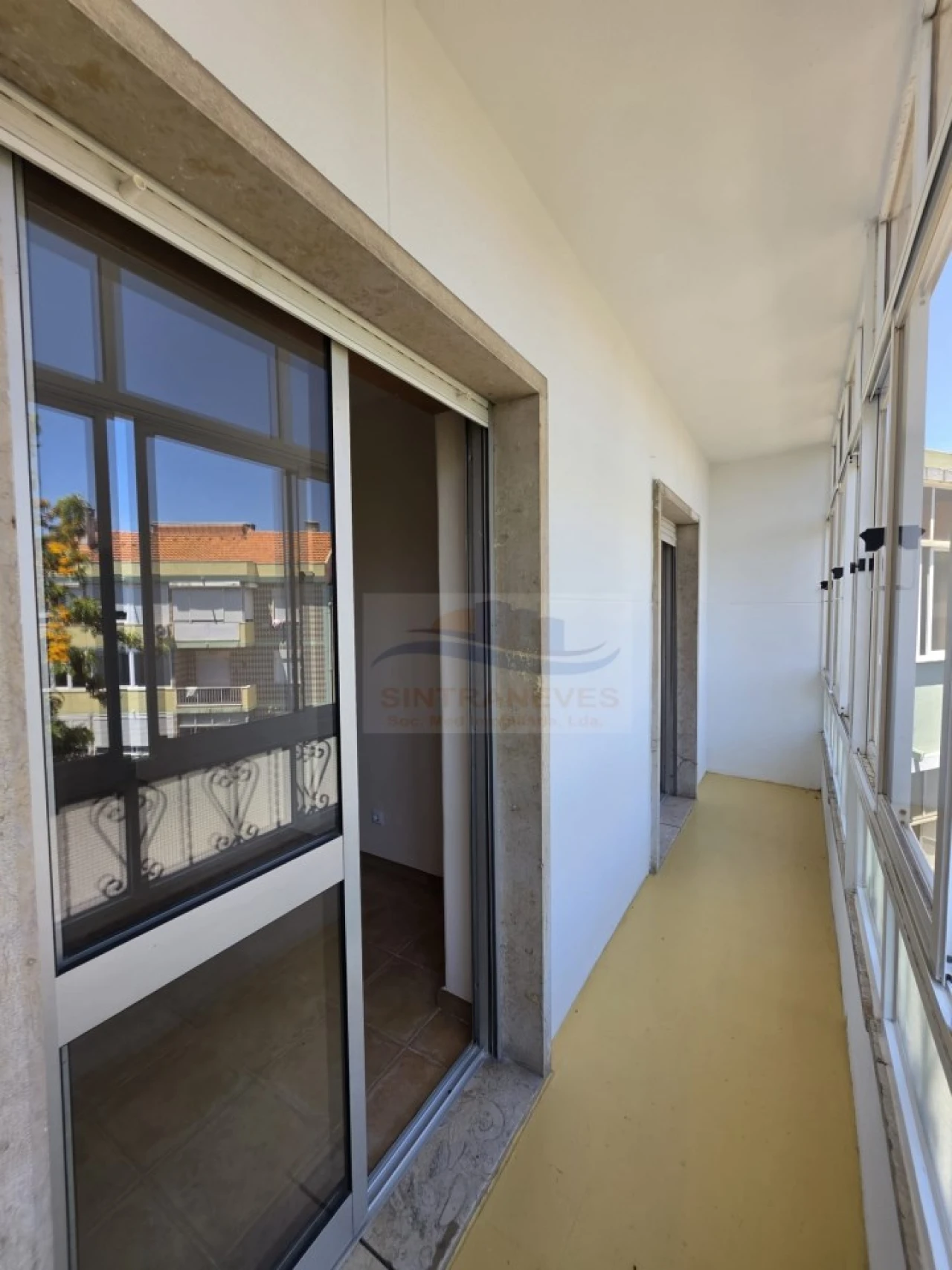 Apartamento T2 para Venda em Águas Livres Foto 8