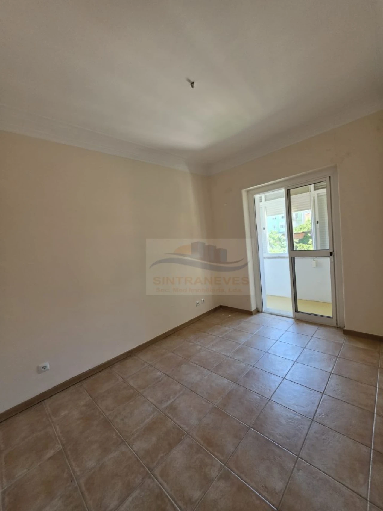 Apartamento T2 para Venda em Águas Livres Foto 11