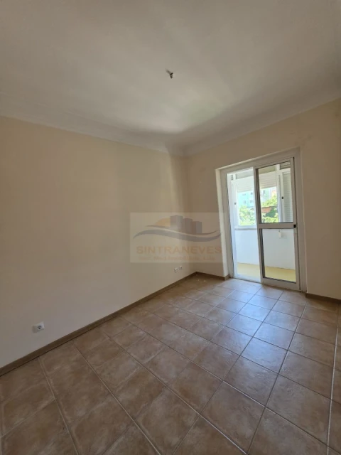 Apartamento T2 para Venda em Águas Livres