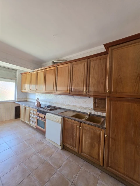 Apartamento T2 para Venda em Águas Livres