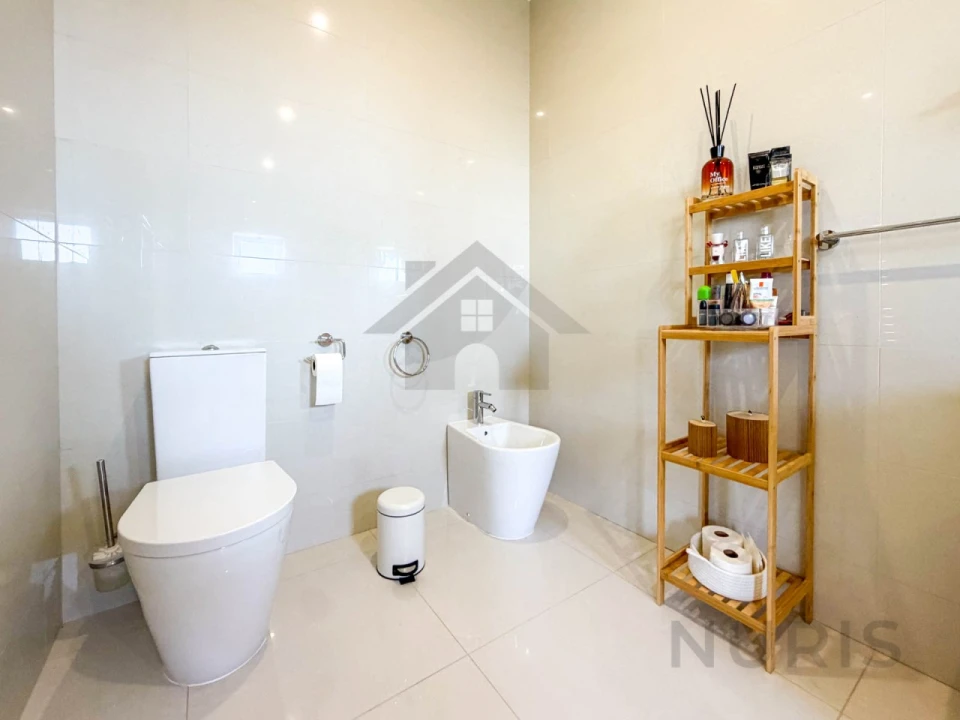 Apartamento T2 para Venda em Portimão Foto 28