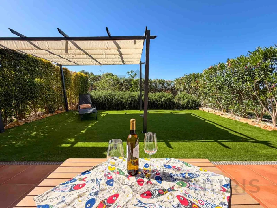 Apartamento T2 para Venda em Portimão Foto 40