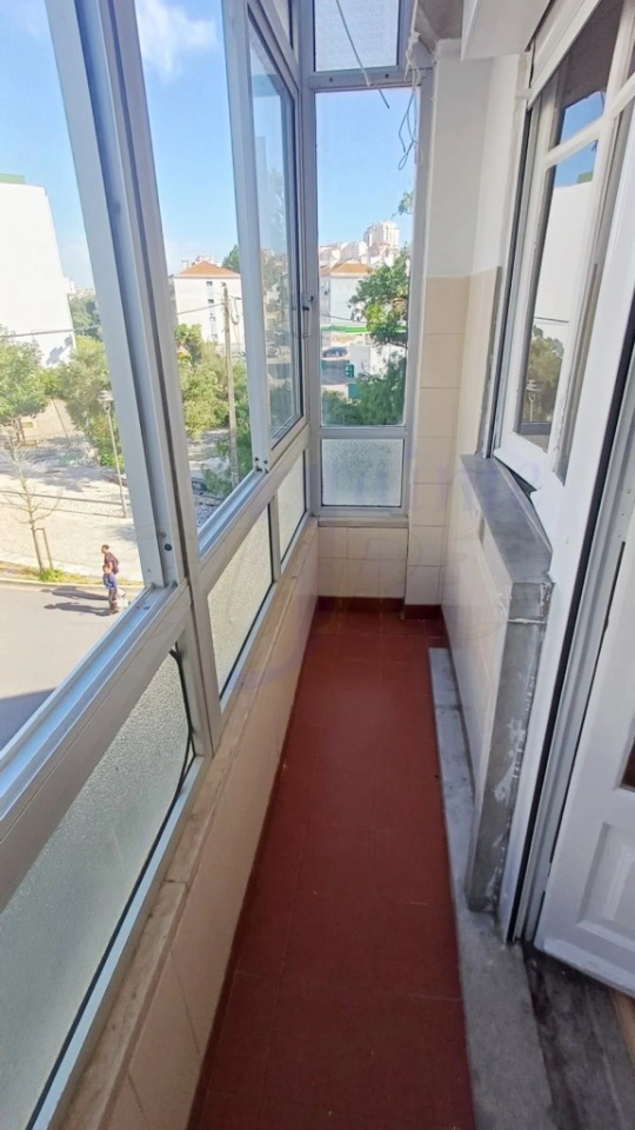Apartamento T4 para Venda em Rio de Mouro Foto 4