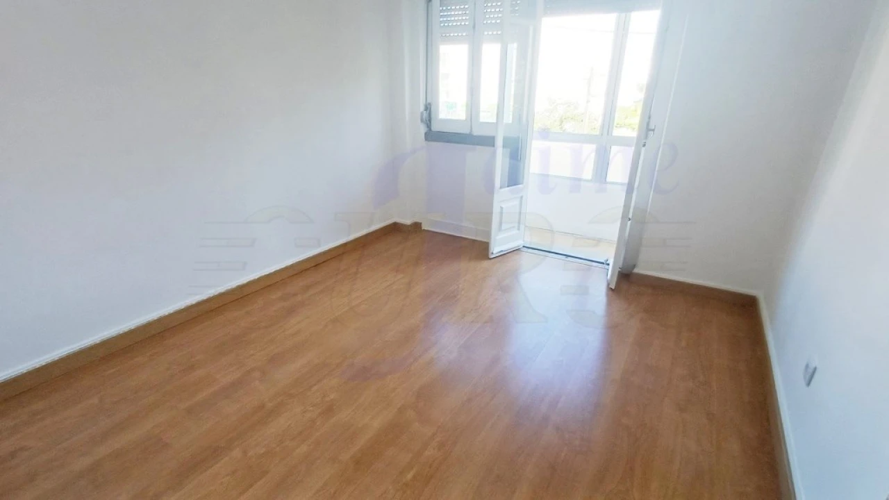 Apartamento T4 para Venda em Rio de Mouro Foto 10