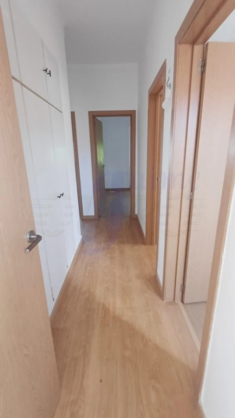 Apartamento T4 para Venda em Rio de Mouro