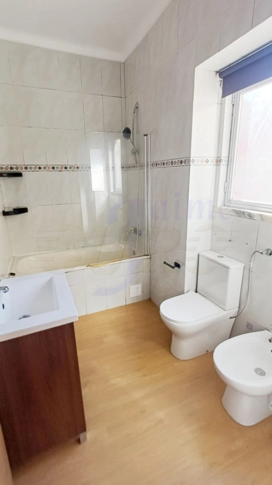 Apartamento T4 para Venda em Rio de Mouro Foto 19
