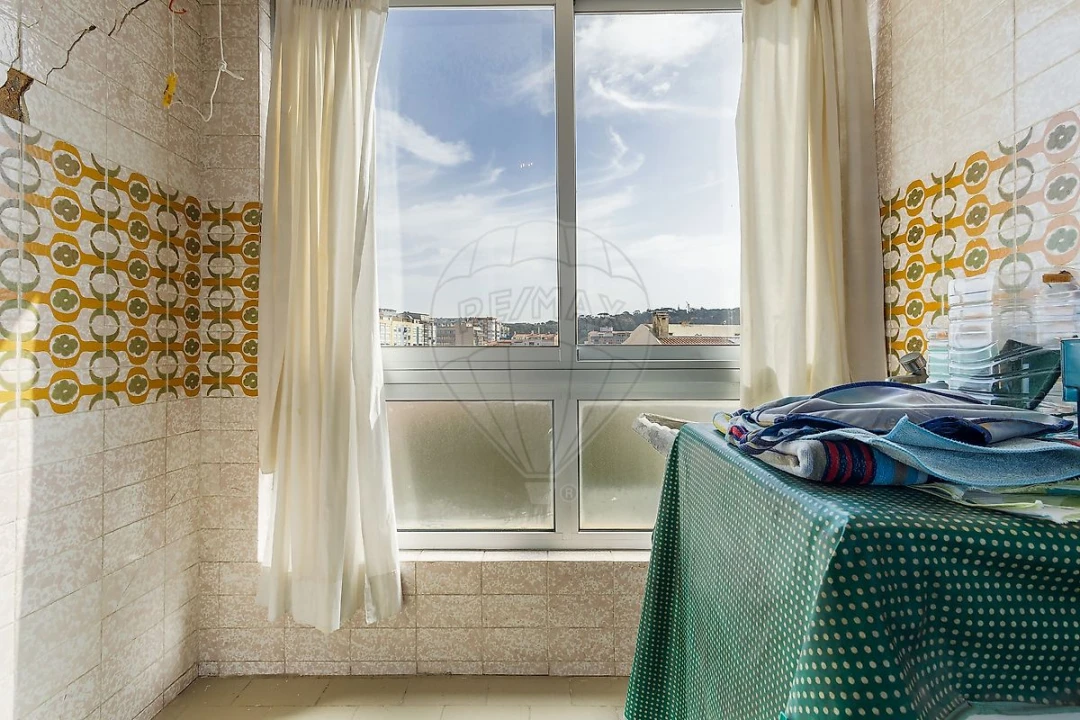 Apartamento T1 para Venda em Costa da Caparica Foto 10