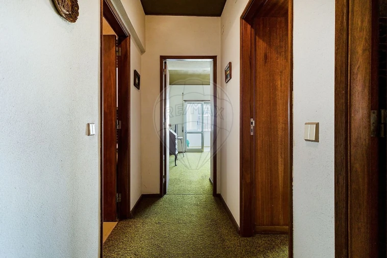 Apartamento T1 para Venda em Costa da Caparica Foto 20