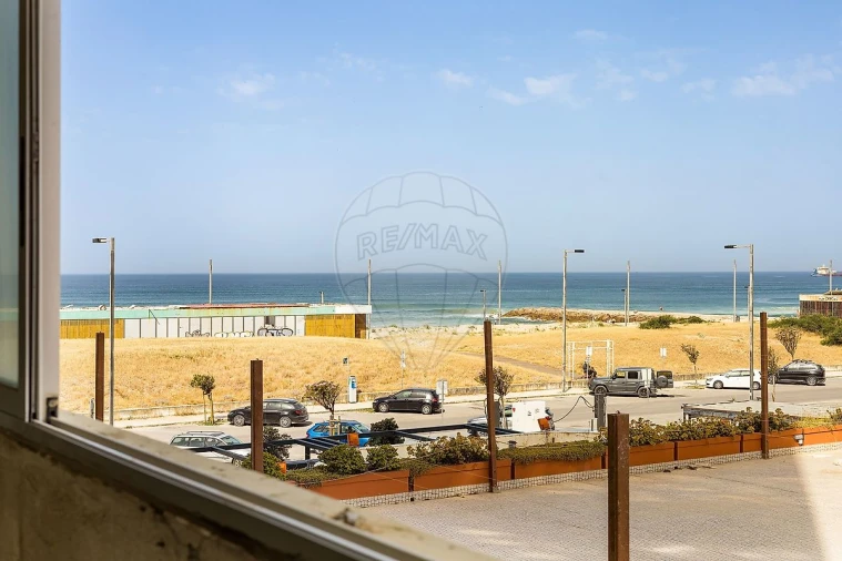 Apartamento T1 para Venda em Costa da Caparica Foto 15