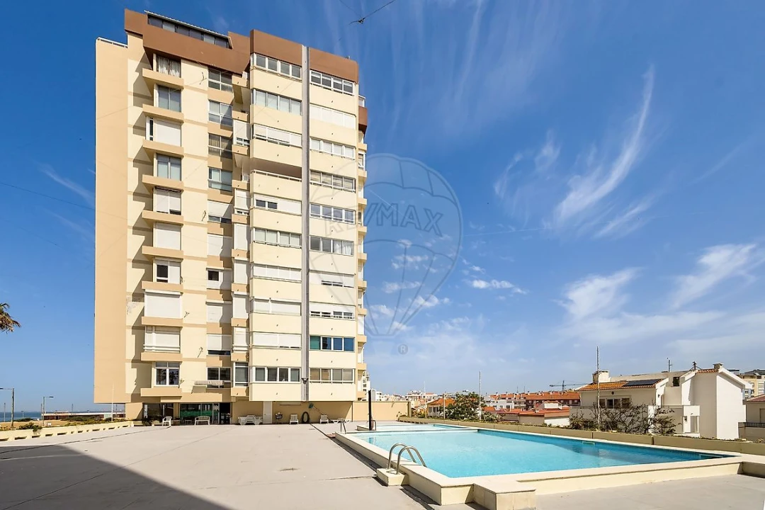 Apartamento T1 para Venda em Costa da Caparica Foto 28