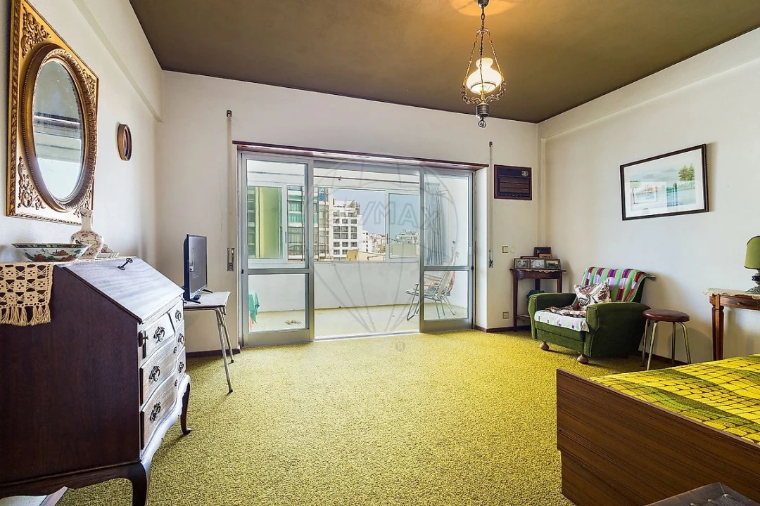Apartamento T1 para Venda em Costa da Caparica Foto 14