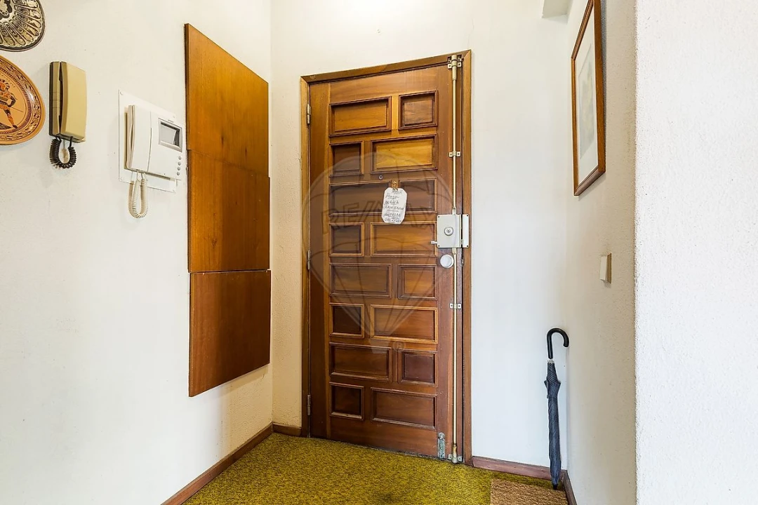Apartamento T1 para Venda em Costa da Caparica Foto 5
