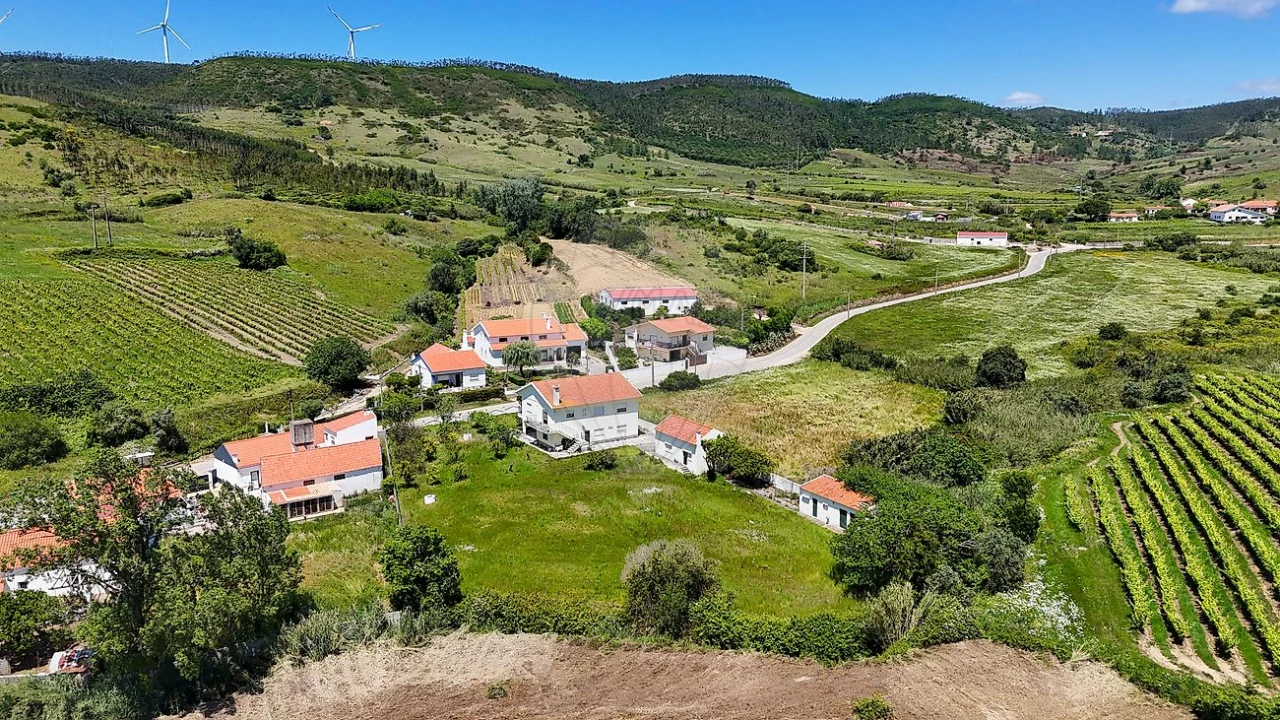 Moradia T3 para Venda em Santa Maria, São Pedro e Matacães Foto 36