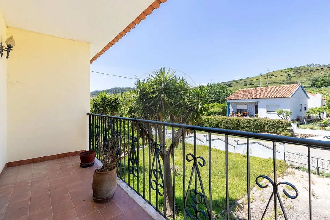 Moradia T3 para Venda em Santa Maria, São Pedro e Matacães Foto 20