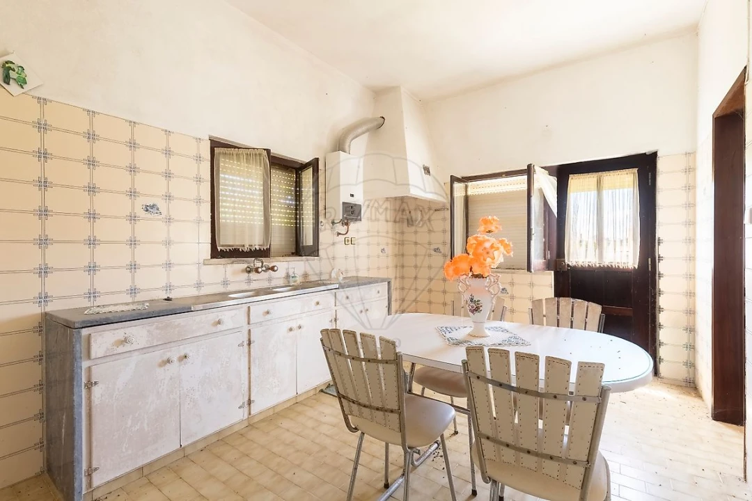 Moradia T3 para Venda em Santa Maria, São Pedro e Matacães Foto 26