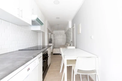 Apartamento T1 para Venda em Bombarral e Vale Covo