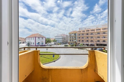 Apartamento T1 para Venda em Bombarral e Vale Covo