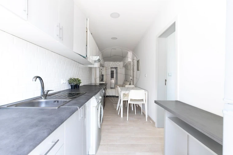 Apartamento T1 para Venda em Bombarral e Vale Covo Foto 3