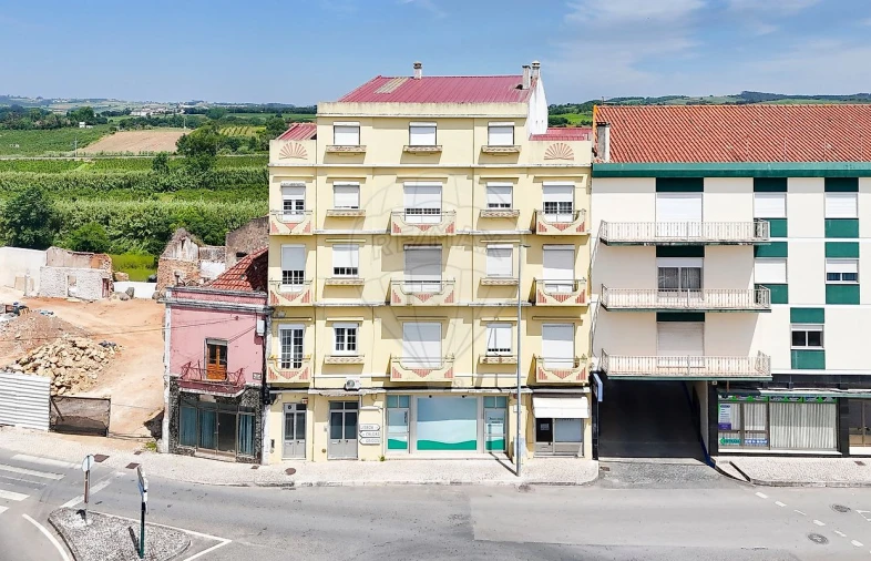 Apartamento T1 para Venda em Bombarral e Vale Covo Foto 5