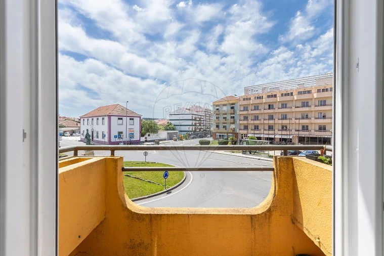Apartamento T1 para Venda em Bombarral e Vale Covo Foto 7
