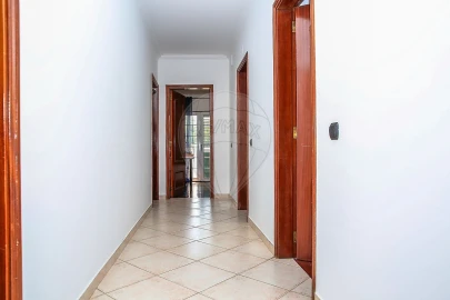 Moradia T4 para Venda em Malveira e São Miguel de Alcainça