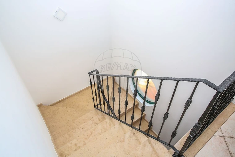 Moradia T4 para Venda em Malveira e São Miguel de Alcainça Foto 29