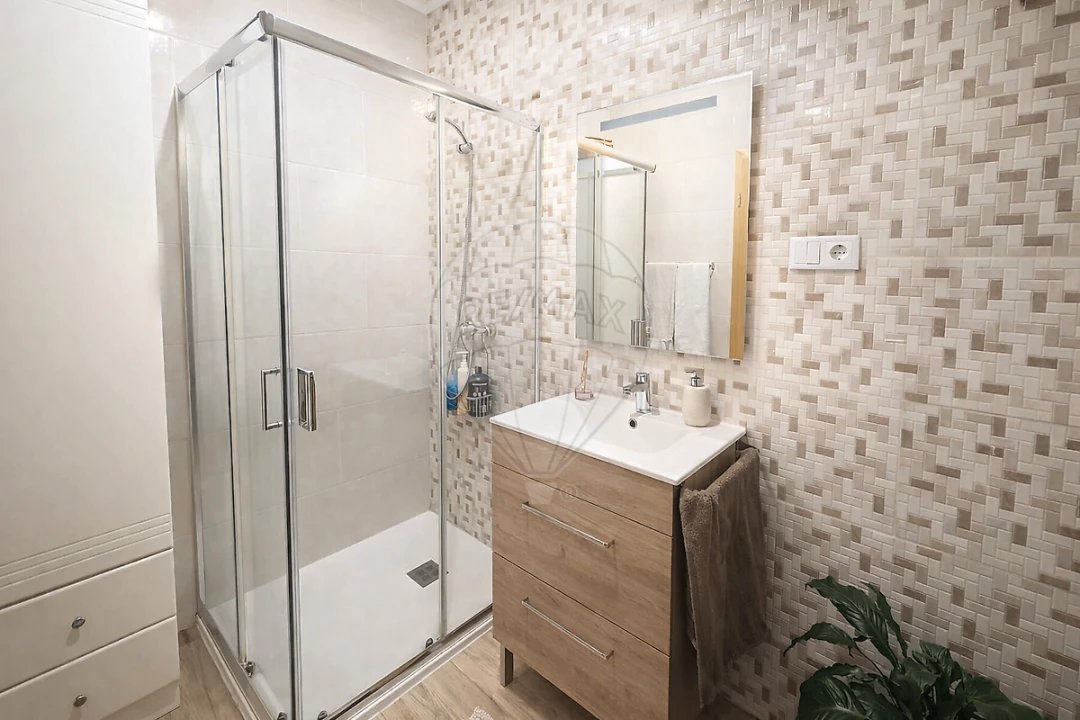 Apartamento T2 para Venda em Ota Foto 14