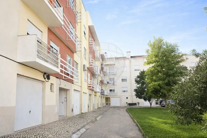 Apartamento T2 para Venda em Ota