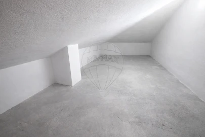 Apartamento T2 para Venda em Ota