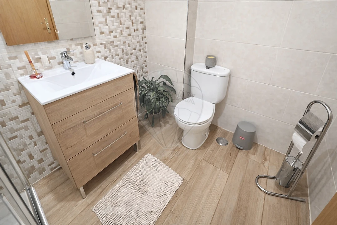Apartamento T2 para Venda em Ota Foto 10