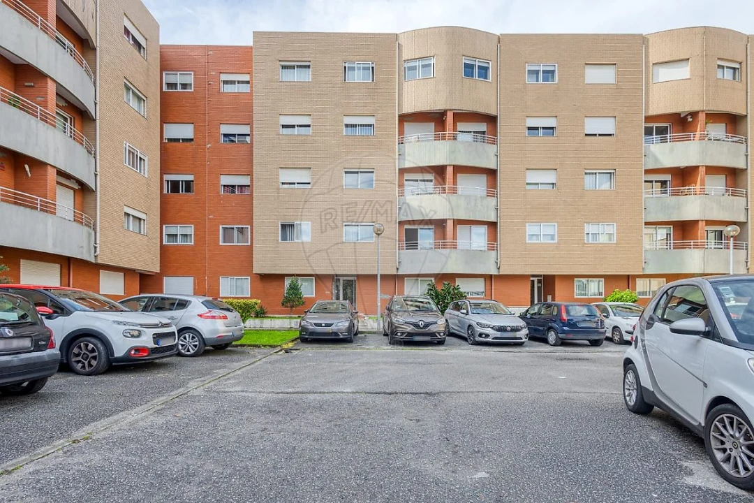 Apartamento T2 para Venda em Gondomar (São Cosme), Valbom e Jovim Foto 1