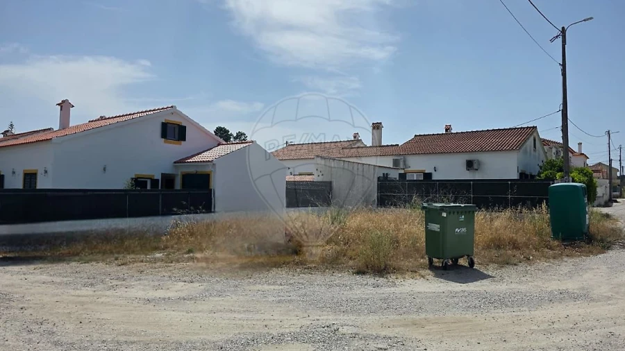 Terreno para Venda em Azeitão (São Lourenço e São Simão)