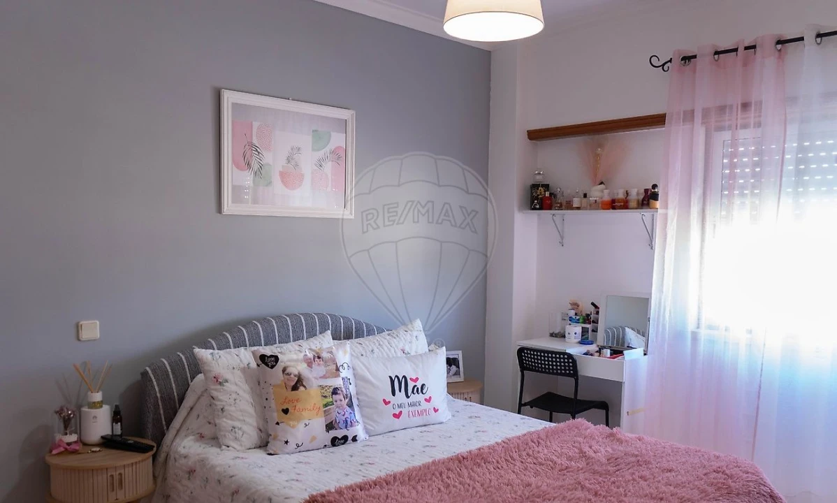 Apartamento T3 para Venda em Azambuja Foto 1