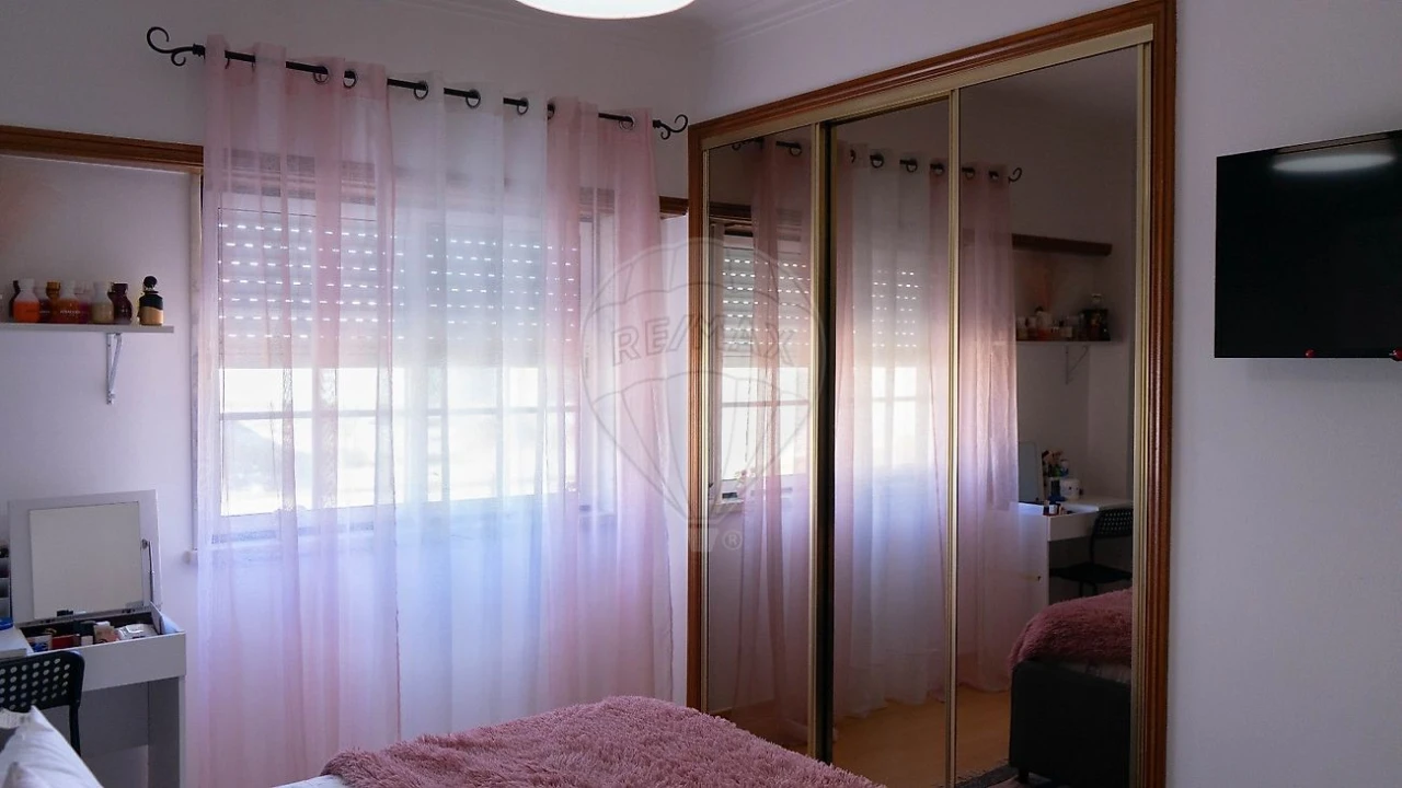 Apartamento T3 para Venda em Azambuja Foto 25