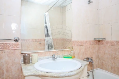 Apartamento T3 para Venda em Azambuja