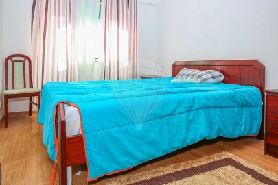 Apartamento T3 para Venda em Azambuja