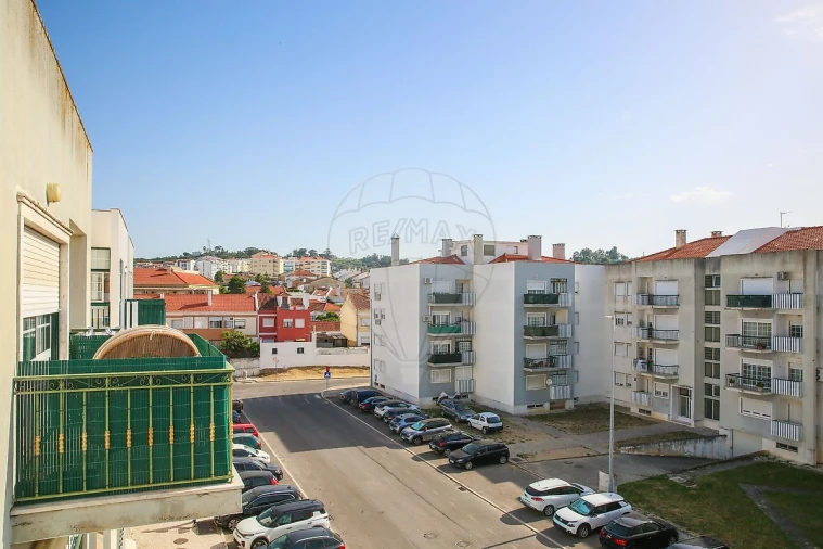 Apartamento T3 para Venda em Azambuja Foto 17