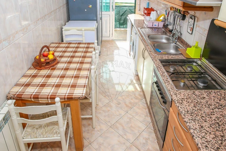 Apartamento T3 para Venda em Azambuja Foto 4