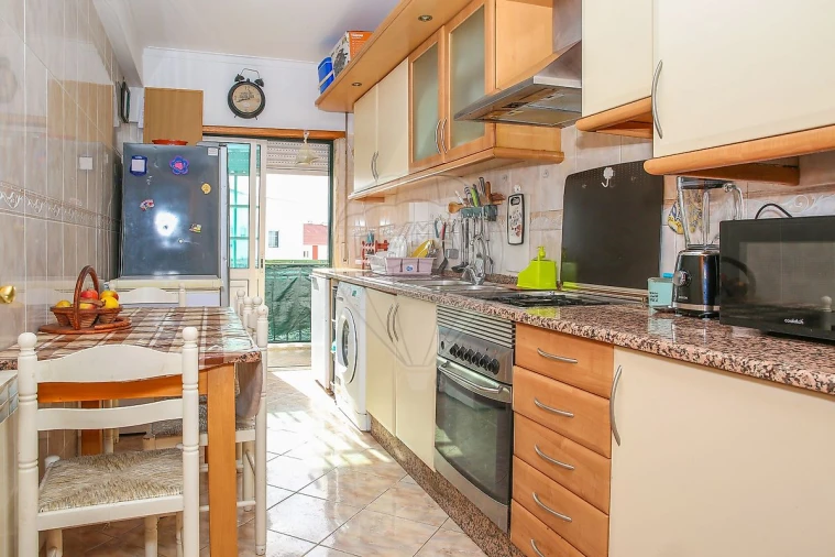 Apartamento T3 para Venda em Azambuja Foto 5