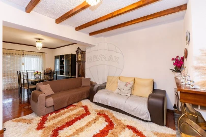 Apartamento T2 para Venda em Cidade da Maia