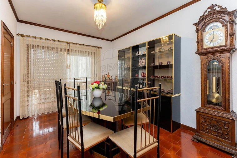 Apartamento T2 para Venda em Cidade da Maia Foto 6